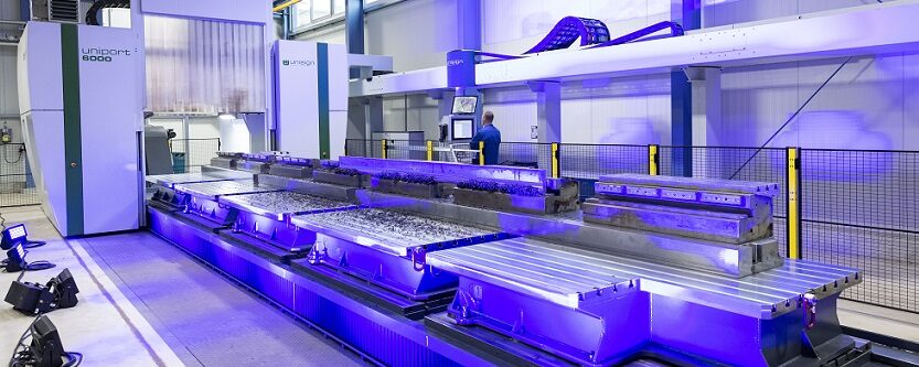 Einweihung: Neue Fertigungshalle mit neuer Portalfräsmaschine