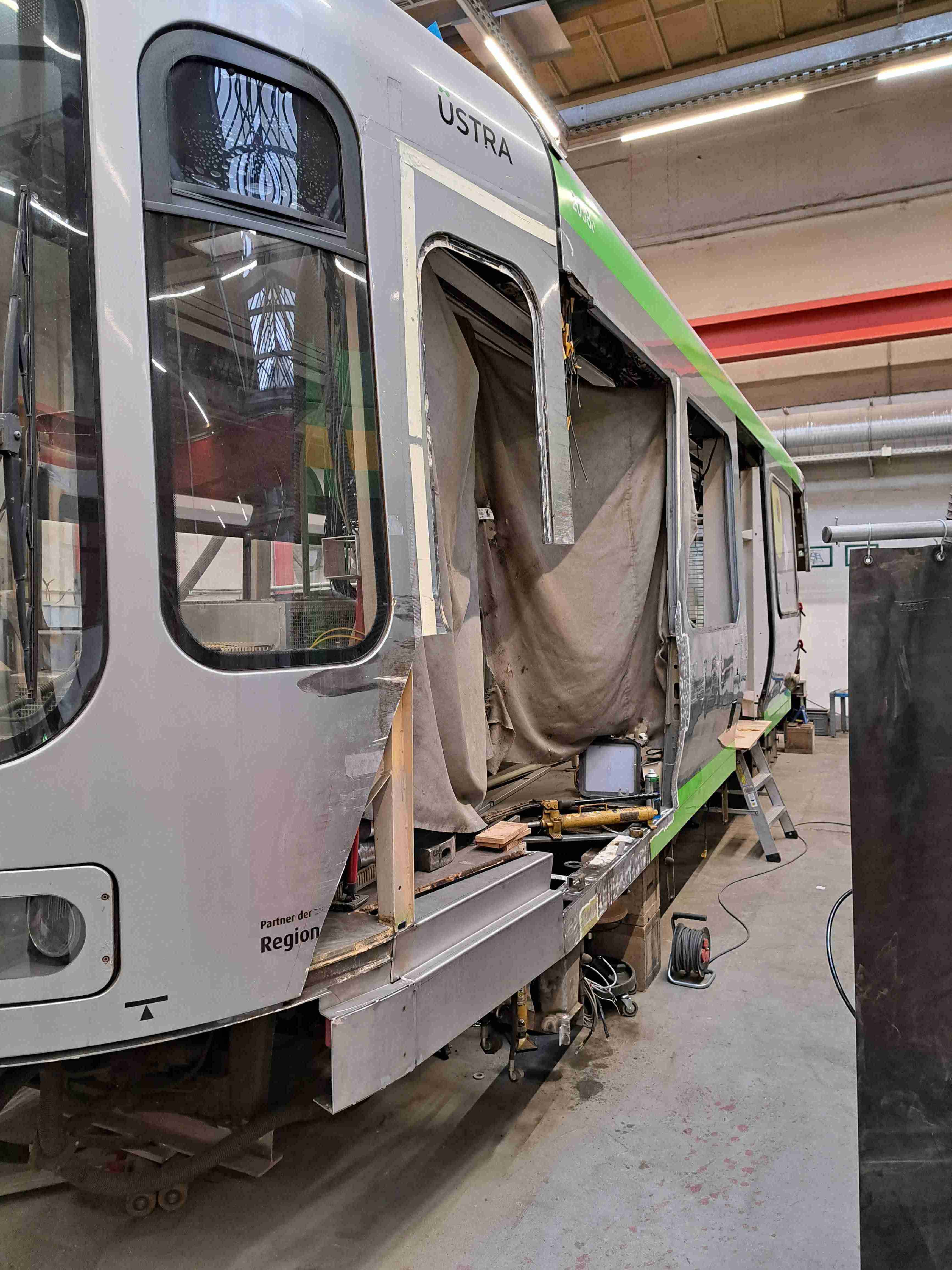 Unfallinstandsetzung von vier Fahrzeugen